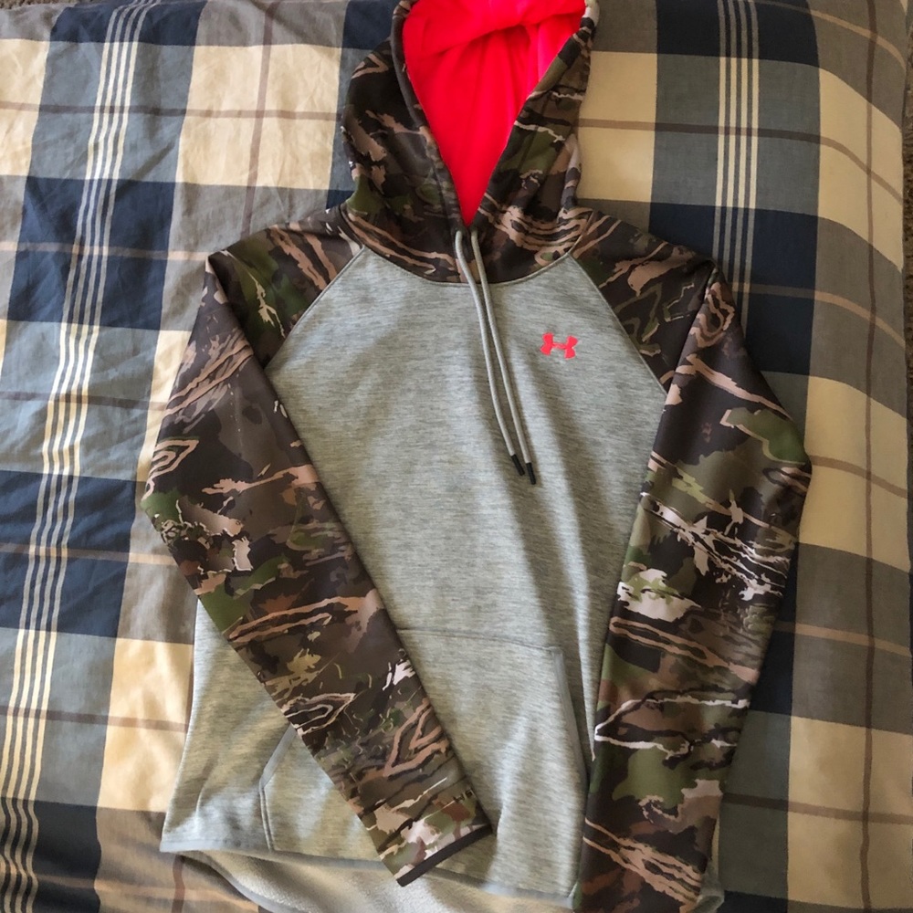 Womens Under Armour hoodie